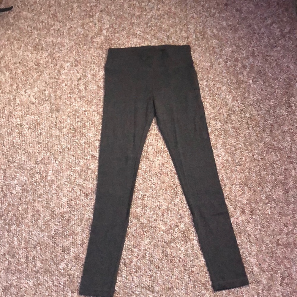 Dark grey leggings